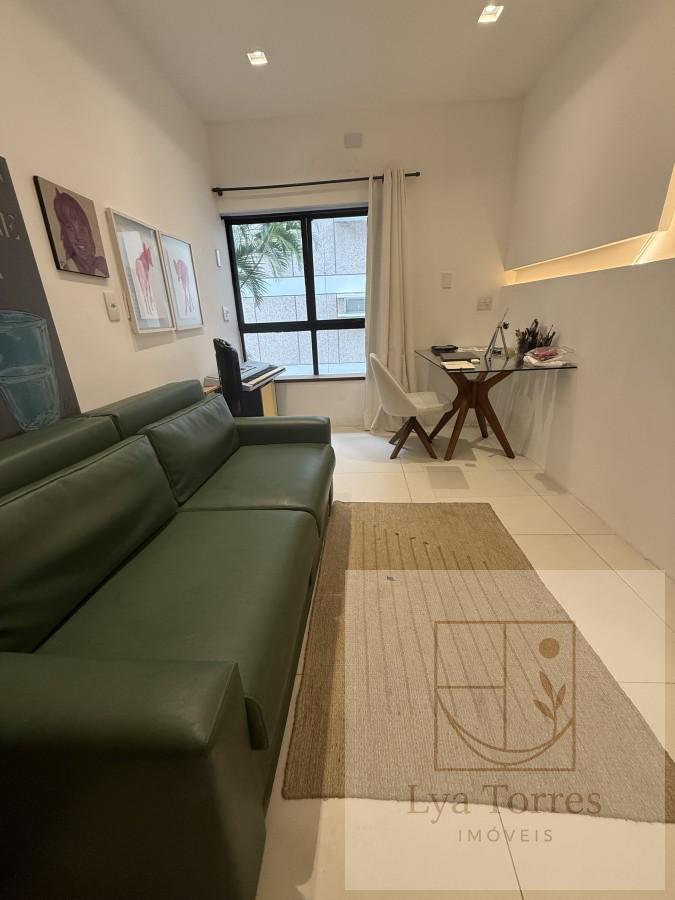 Apartamento de 4 quartos no Leblon