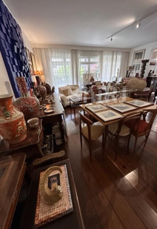 Casa em Condomínio de 7 quartos no Cosme Velho