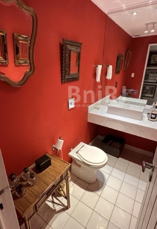Casa em Condomínio de 7 quartos no Cosme Velho