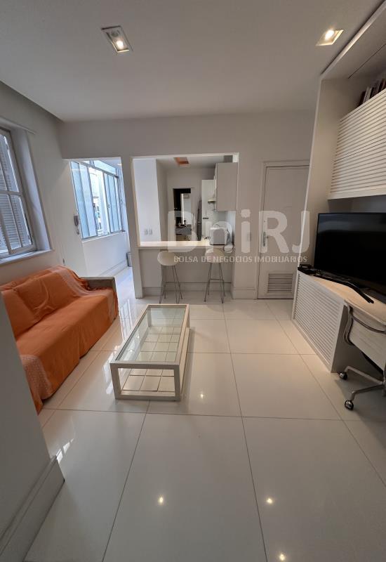Apartamento de 1 quarto no Leblon
