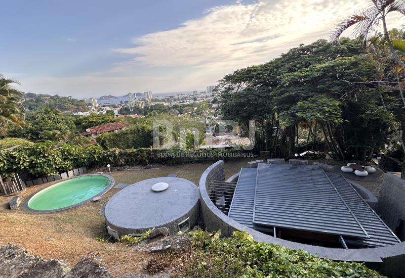 Casa em Condomínio de 4 quartos no Barra da Tijuca