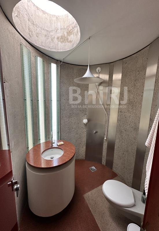 Casa em Condomínio de 4 quartos no Barra da Tijuca