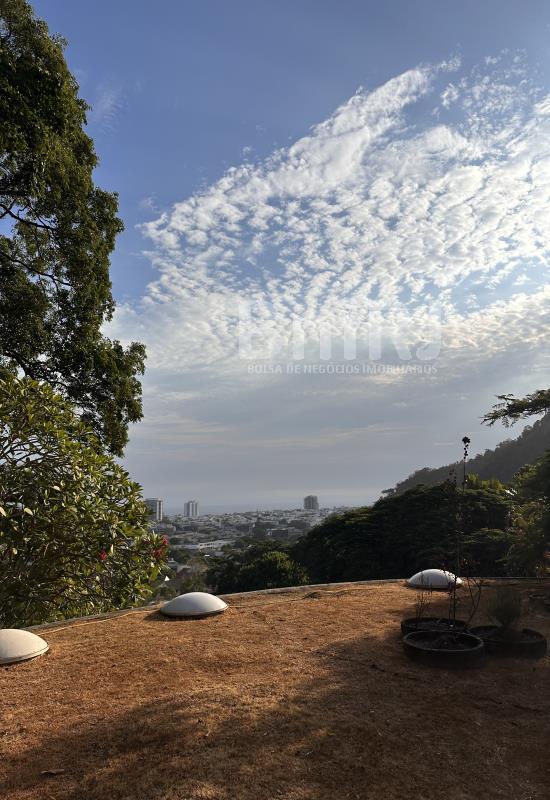 Casa em Condomínio de 4 quartos no Barra da Tijuca
