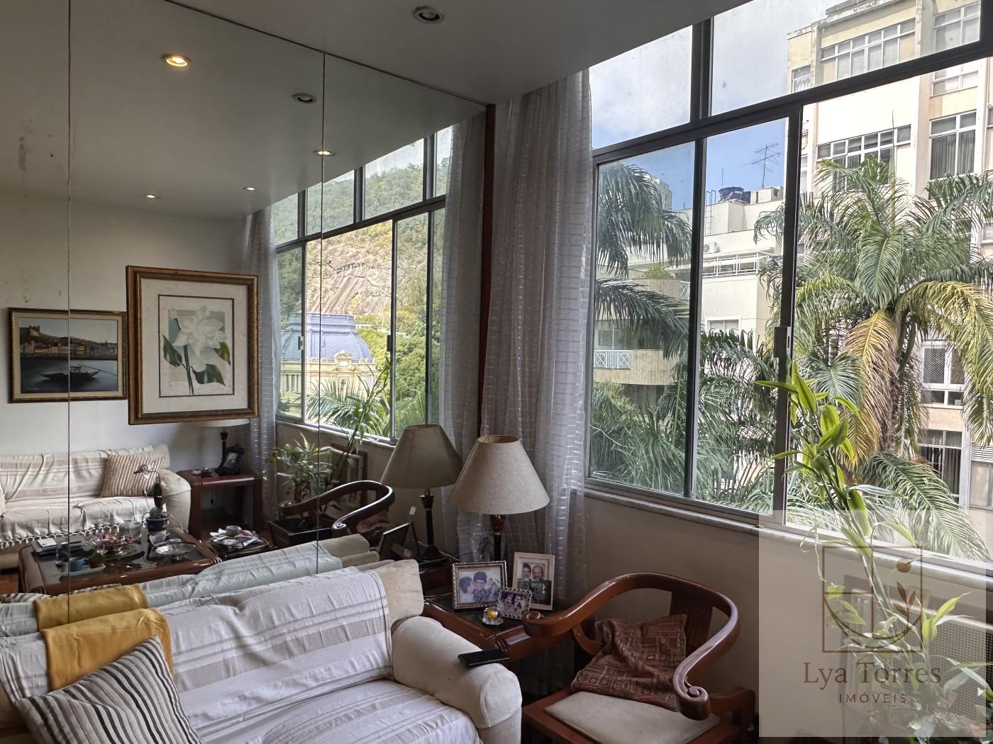 Apartamento de 3 quartos no Flamengo