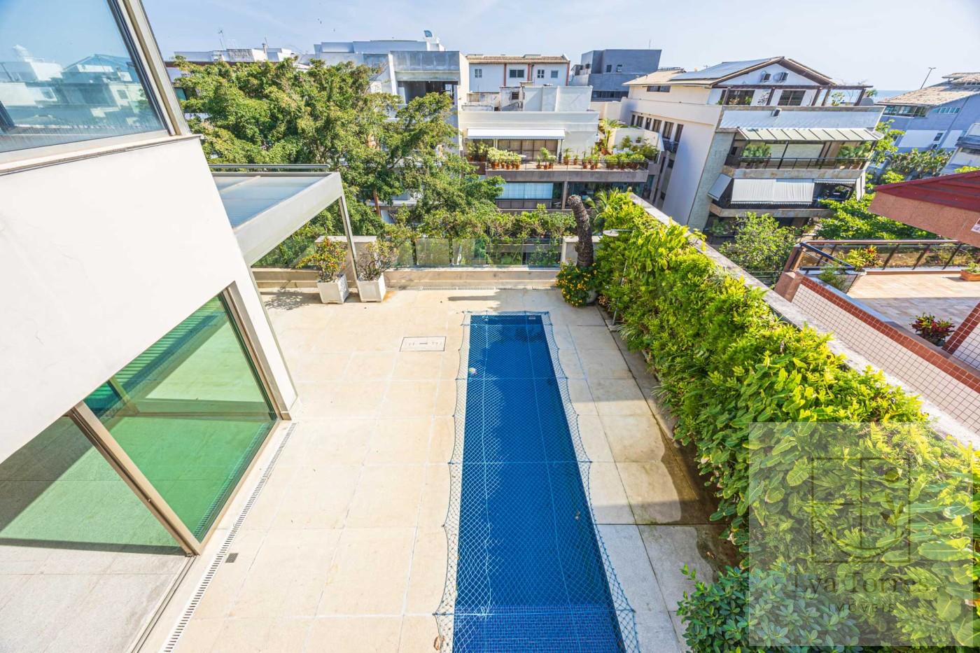 Cobertura de 4 quartos no Barra da Tijuca