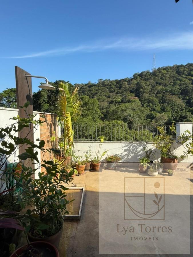Cobertura de 3 quartos no Jardim Botânico