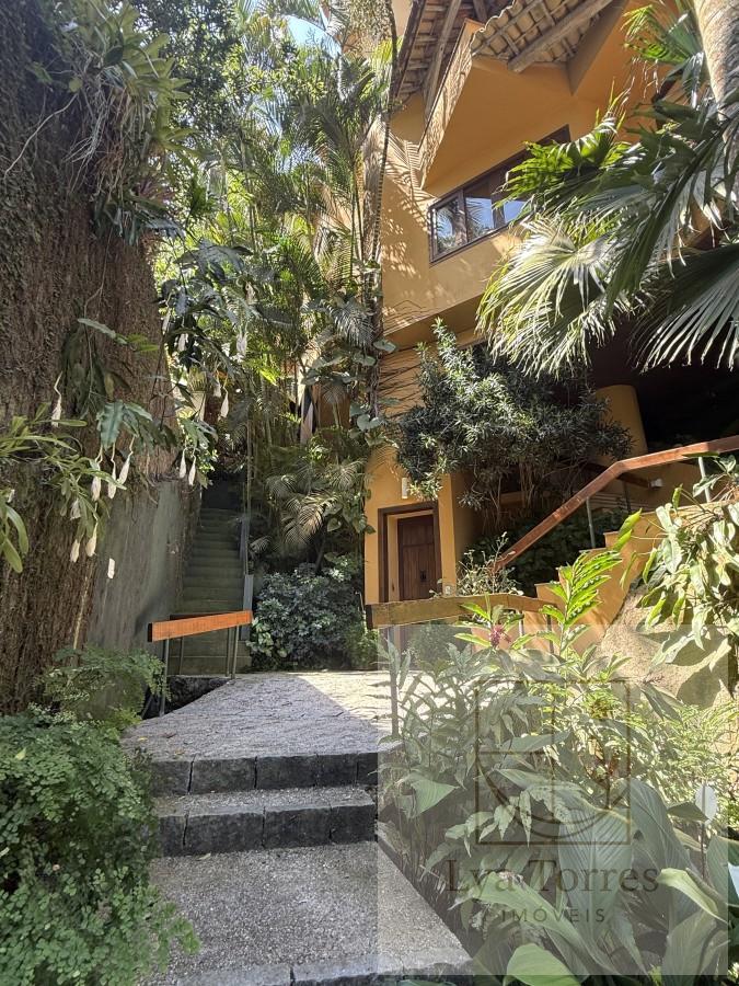Casa em Condomínio de 3 quartos no Jardim Botânico