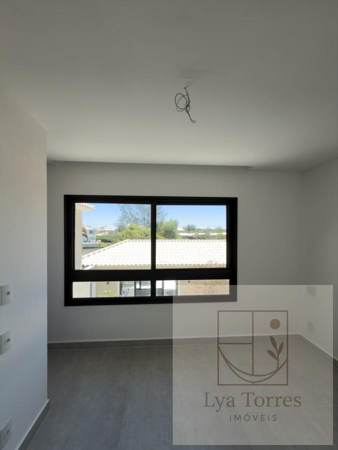 Casa em Condomínio de 4 quartos no Praia Rasa