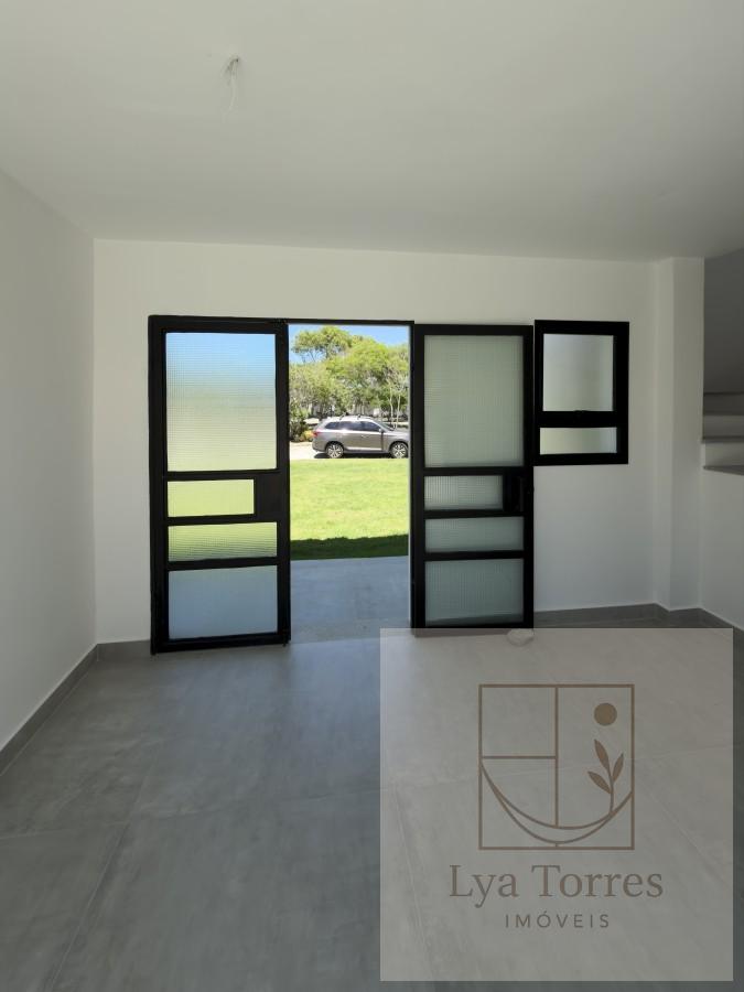Casa em Condomínio de 4 quartos no Praia Rasa