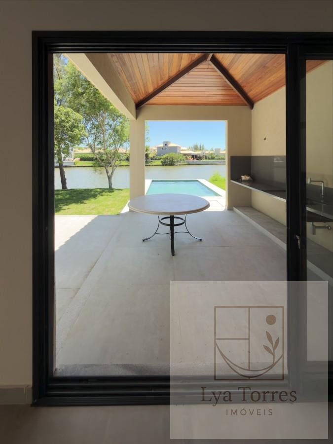 Casa em Condomínio de 4 quartos no Praia Rasa