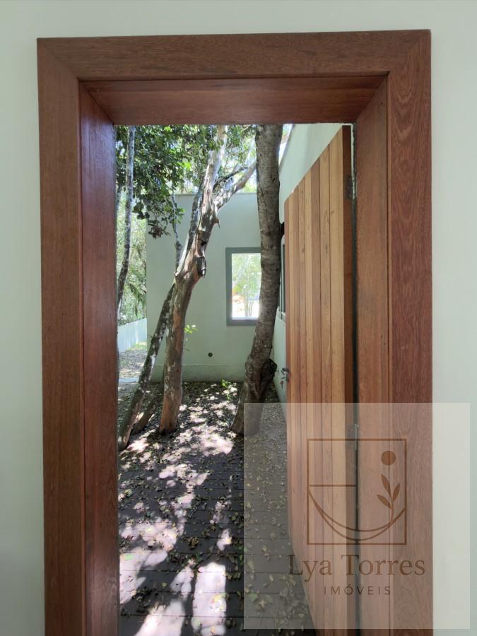 Casa em Condomínio de 4 quartos no Praia Rasa
