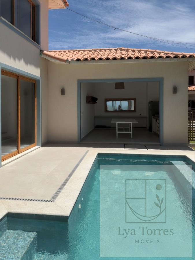 Casa em Condomínio de 4 quartos no Praia Rasa