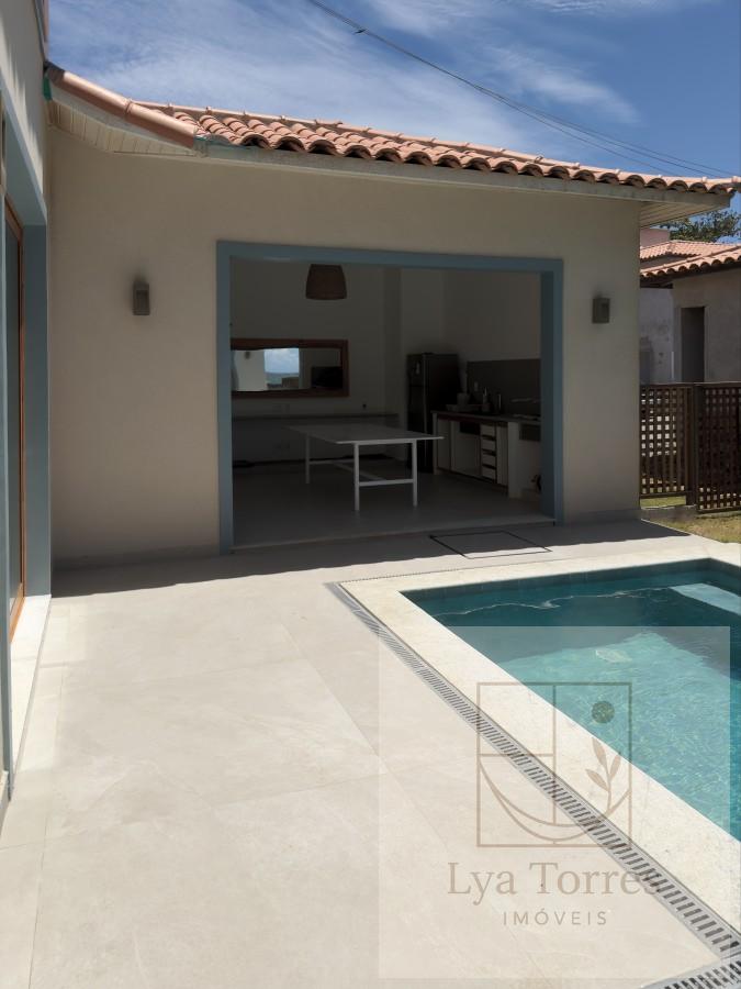 Casa em Condomínio de 4 quartos no Praia Rasa
