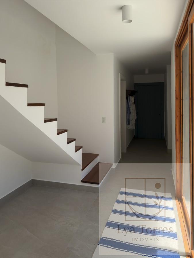 Casa em Condomínio de 4 quartos no Praia Rasa