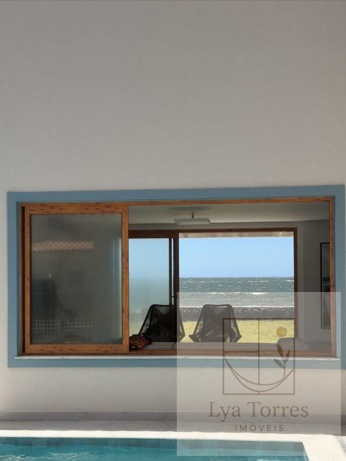 Casa em Condomínio de 4 quartos no Praia Rasa