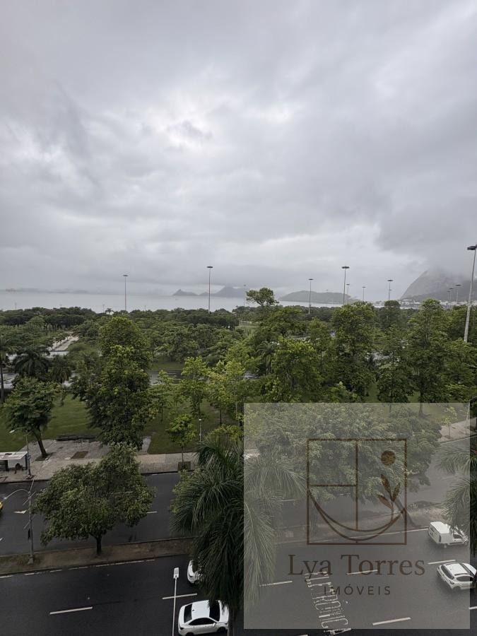Apartamento de 4 quartos no Flamengo