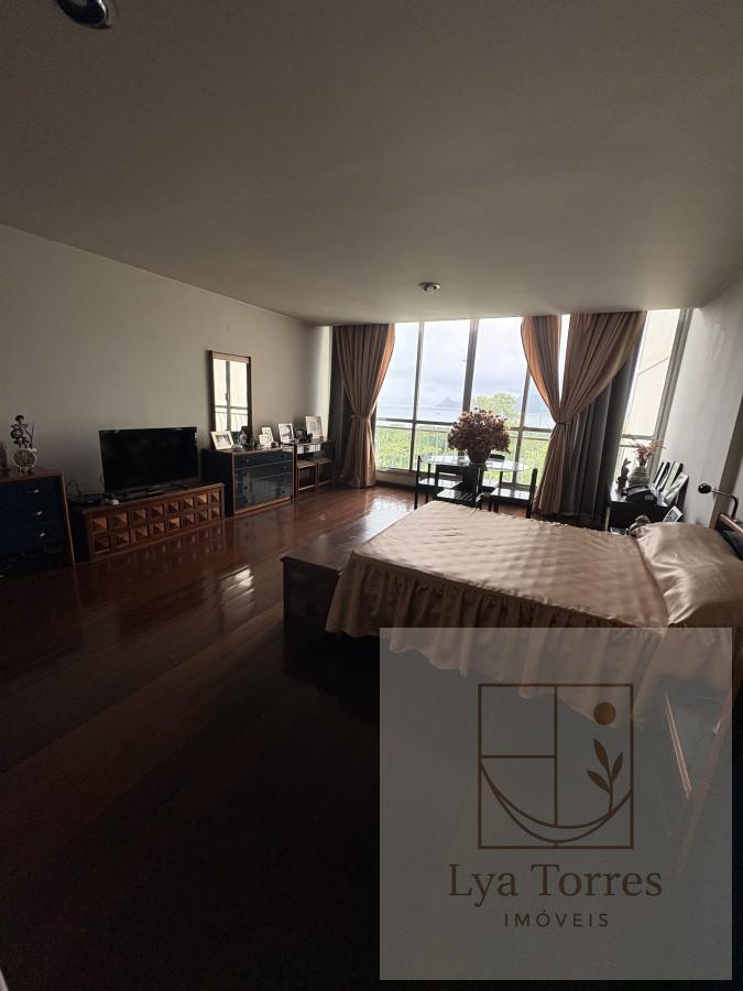Apartamento de 4 quartos no Flamengo
