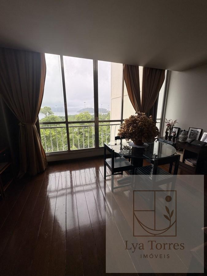 Apartamento de 4 quartos no Flamengo