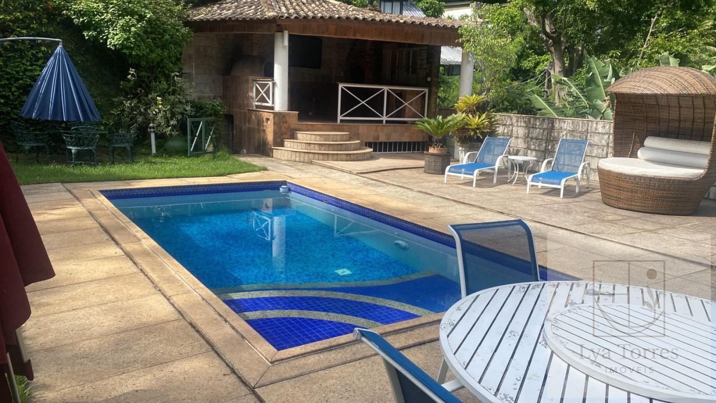 Casa de 7 quartos no Lagoa