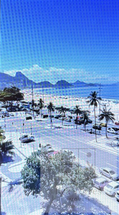 Apartamento de 2 quartos no Copacabana