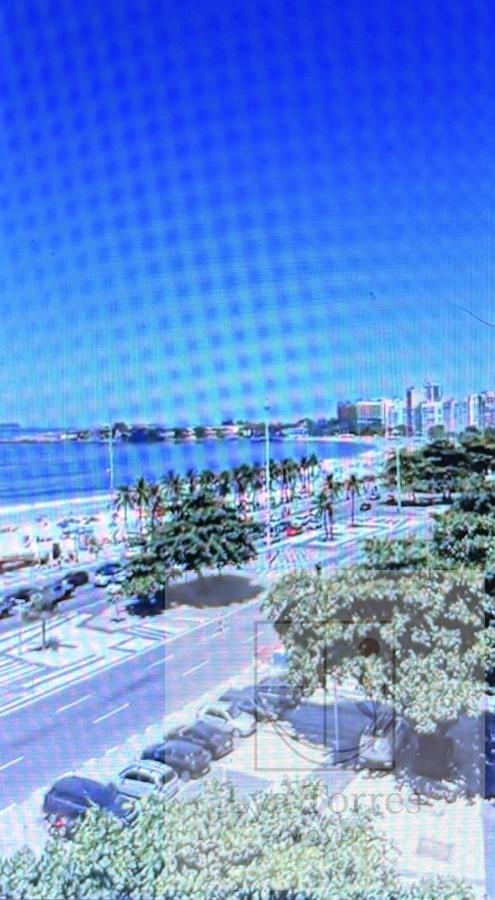 Apartamento de 2 quartos no Copacabana