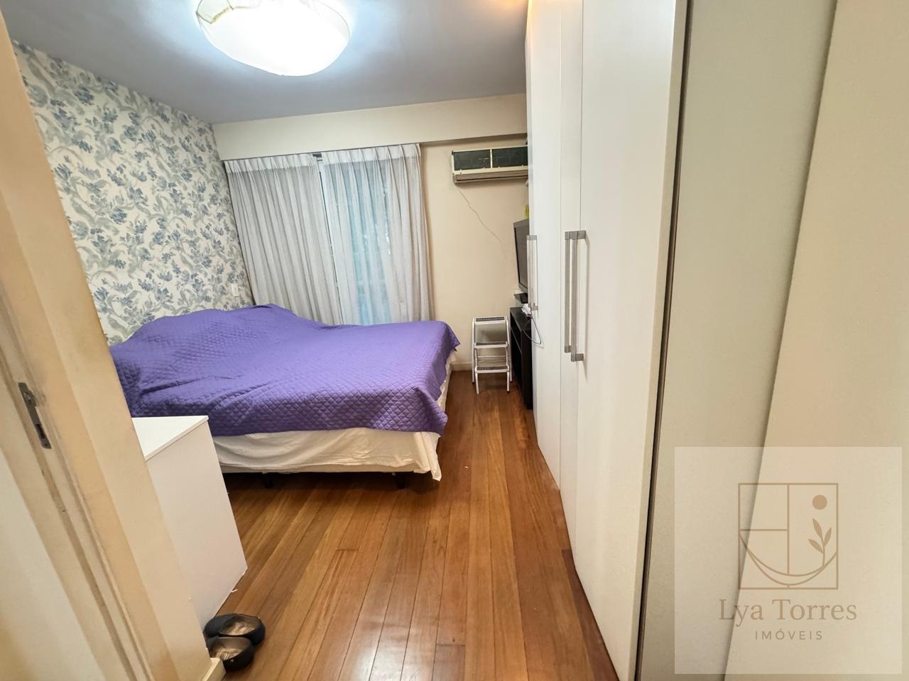 Apartamento de 3 quartos no Leblon