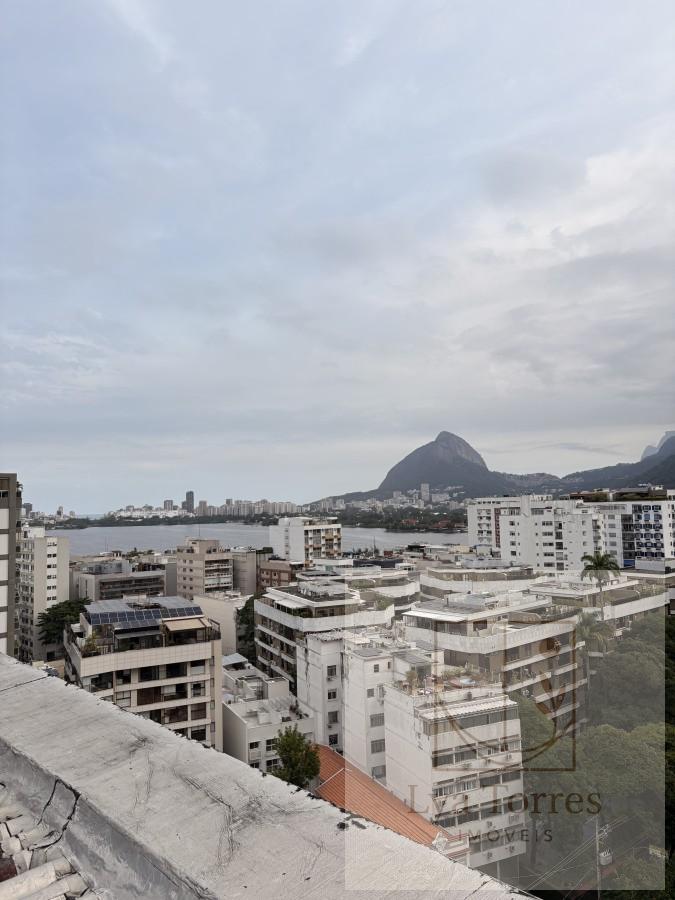 Apartamento de 2 quartos no Jardim Botânico