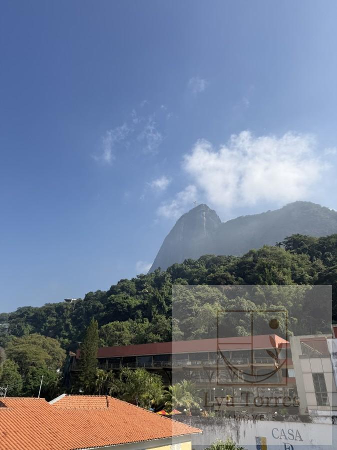 Cobertura de 1 quarto no Humaitá