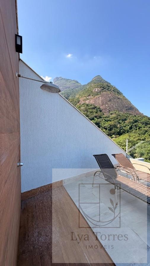 Casa em Condomínio de 5 quartos no Barra da Tijuca