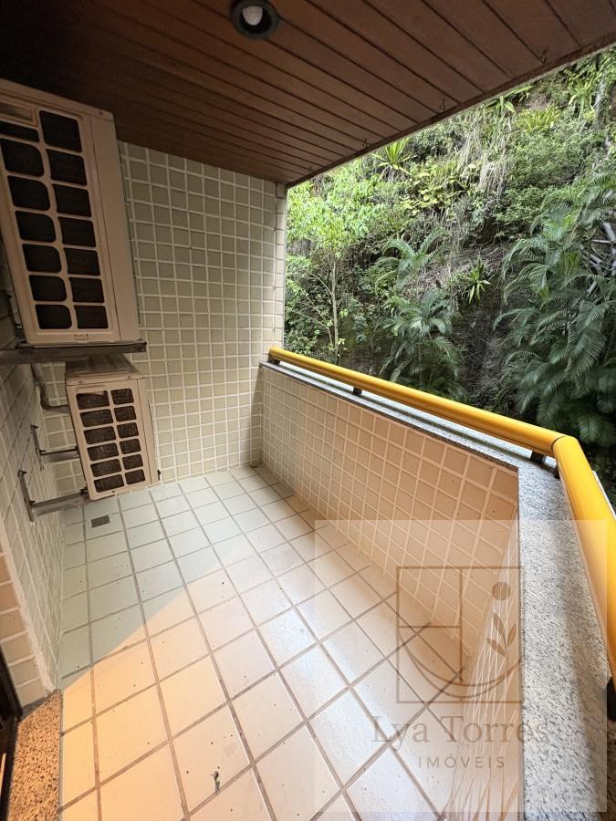 Apartamento de 2 quartos no Leblon
