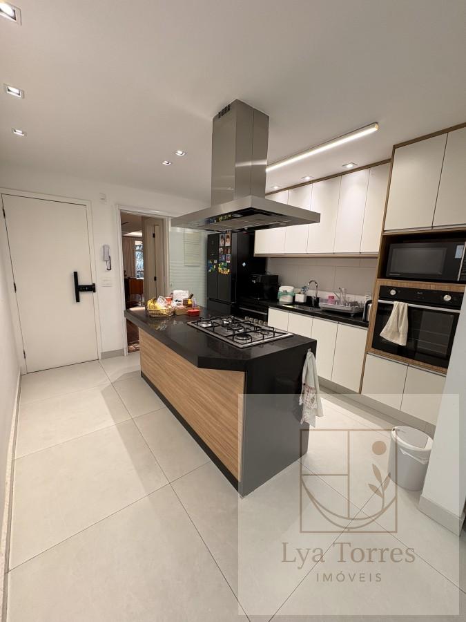 Apartamento de 3 quartos no Flamengo