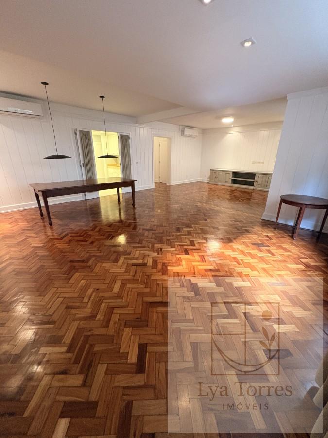 Apartamento de 3 quartos no Copacabana
