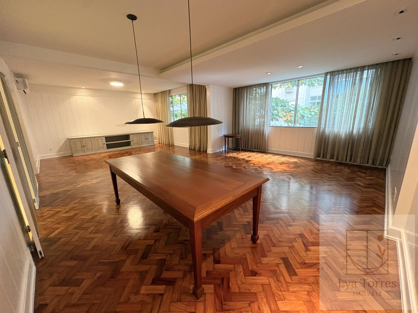 Apartamento de 3 quartos no Copacabana