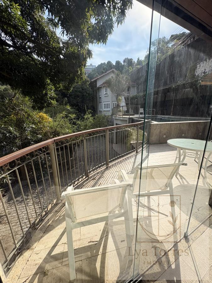 Casa de 5 quartos no Botafogo