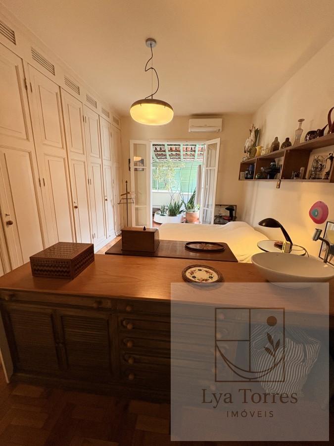 Apartamento de 2 quartos no Leme