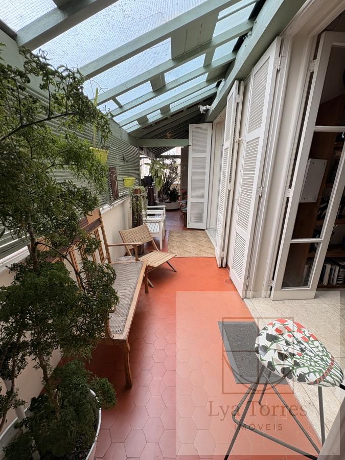 Apartamento de 2 quartos no Leme