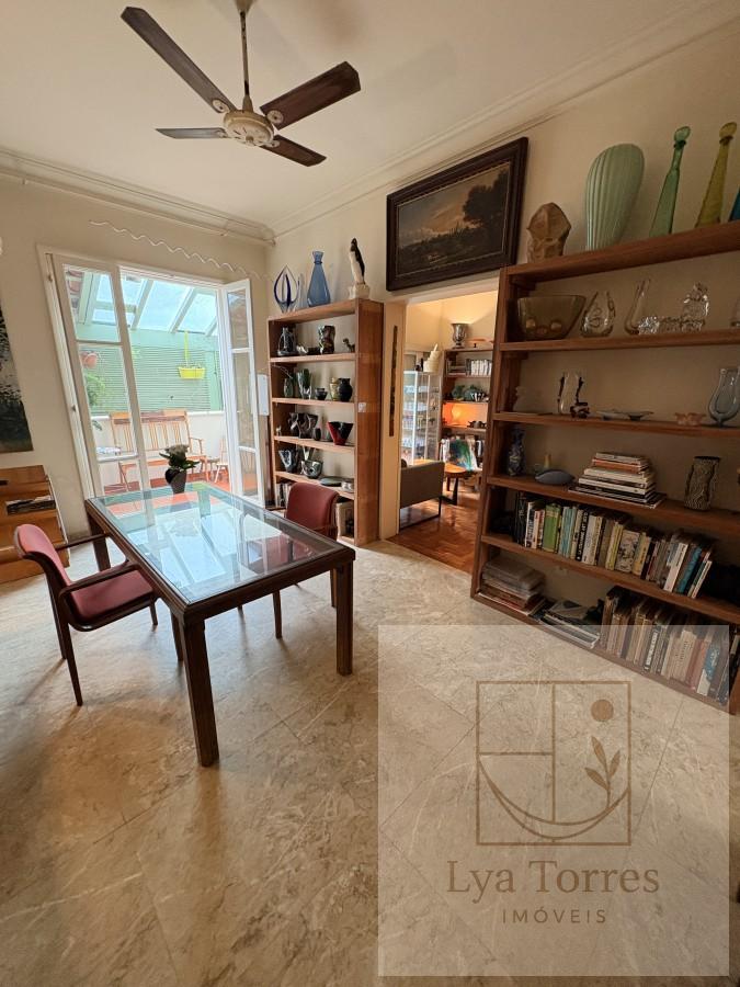 Apartamento de 2 quartos no Leme